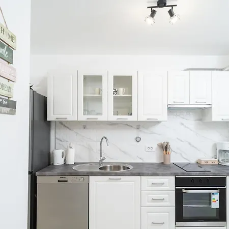 Apartament Star