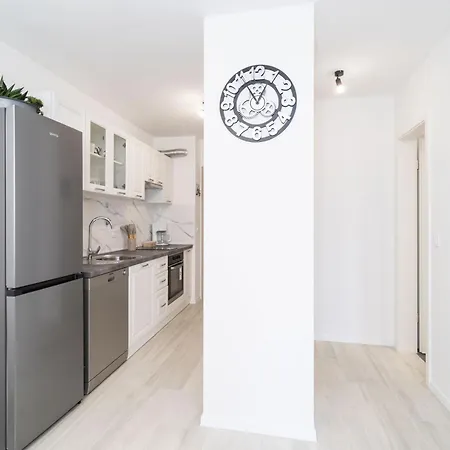 Star Apartment *