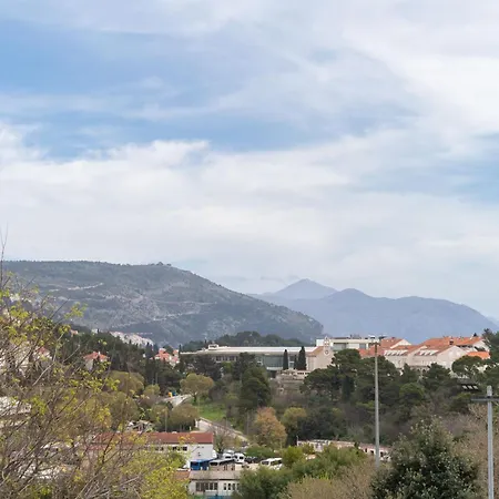 Star Ντουμπρόβνικ