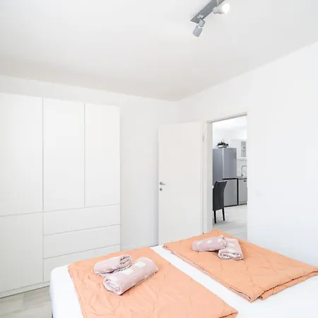 Star * دوبروفينك